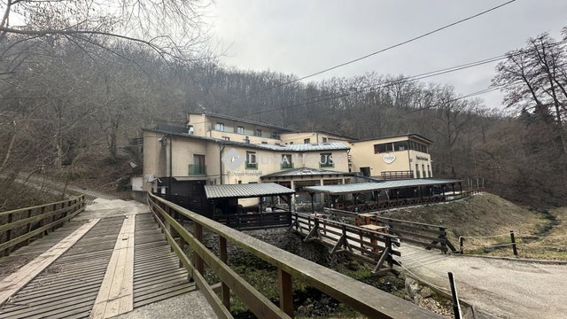Eladó mezogazdasagi ingatlan, Visegrádon 6.9 M Ft