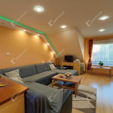 Eladó családi ház, Sopronban 120 M Ft, 7 szobás