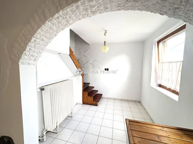 Eladó családi ház, Mosonszentmiklóson 68 M Ft, 7 szobás