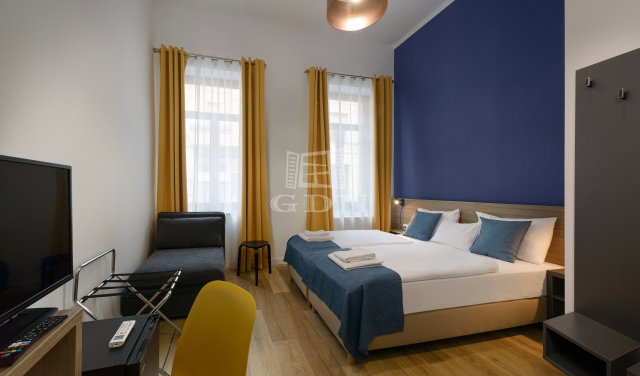 Eladó hotel, Budapesten, VI. kerületben 1200 M Ft