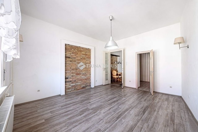 Eladó téglalakás, Budapesten, I. kerületben 119.9 M Ft, 3 szobás