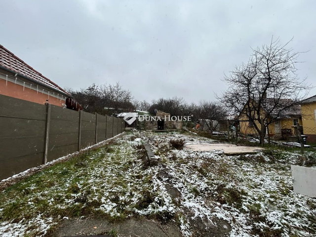 Eladó telek, Bodajkon, Rigós utcában 8 M Ft