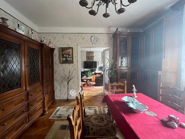Eladó téglalakás, Budapesten, XI. kerületben 172 M Ft, 3 szobás