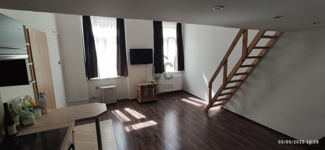 Eladó téglalakás, Budapesten, VI. kerületben 84.9 M Ft, 2 szobás