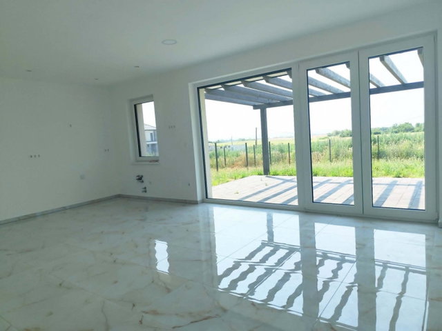 Eladó családi ház, Cserszegtomajon 122 M Ft, 4 szobás