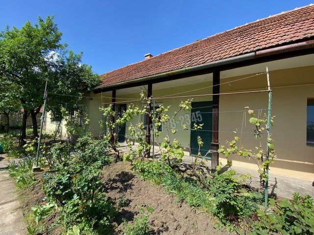 Eladó családi ház, Békéscsabán, Horváth utcában 25 M Ft