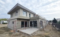 Eladó ikerház, Dunaharasztin 214 M Ft, 5 szobás