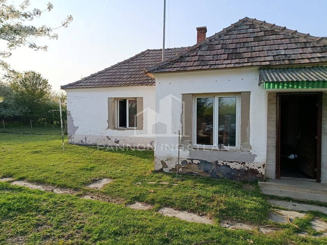 Eladó családi ház, Magyargencsen 10.9 M Ft, 2 szobás