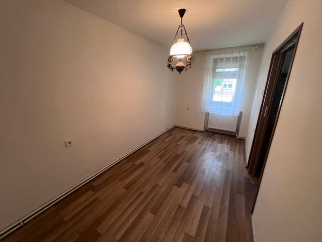 Eladó családi ház, Szarvason 44.9 M Ft, 4 szobás