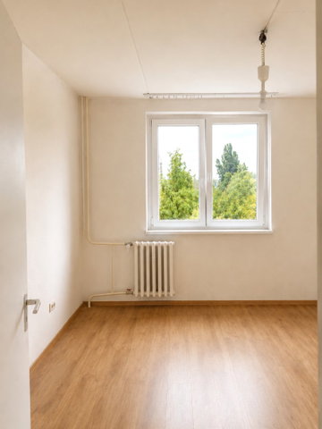 Eladó panellakás, Budapesten, III. kerületben 58 M Ft, 2 szobás