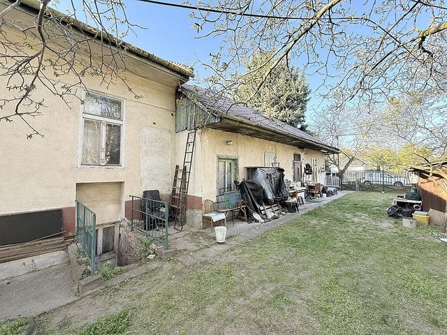 Eladó családi ház, Budapesten, XVI. kerületben 109.9 M Ft
