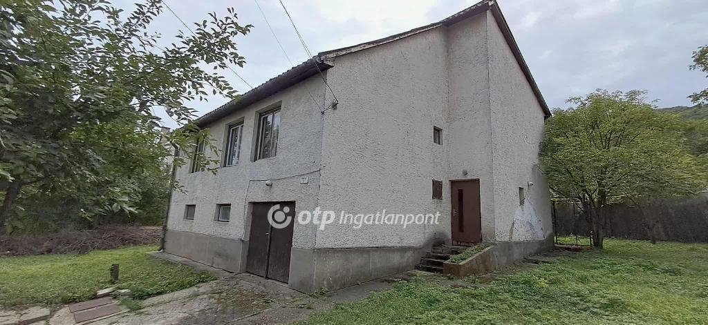 Családi ház · 5 hálószoba · 220 m² · 54.499.000 Ft