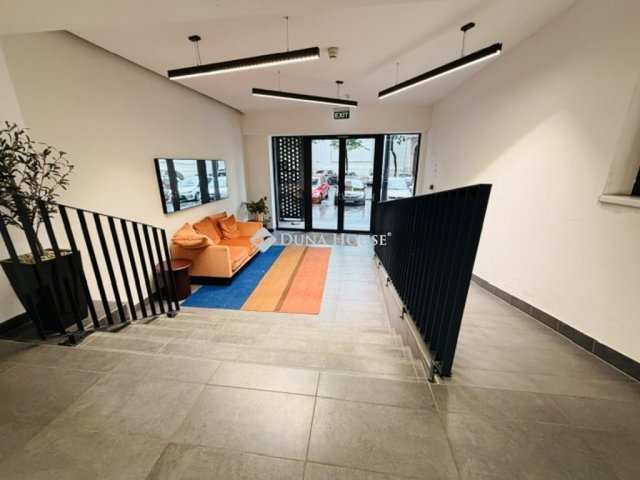 Eladó téglalakás, Budapesten, VIII. kerületben 89 M Ft, 2 szobás