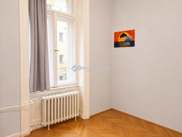 Eladó téglalakás, Budapesten, V. kerületben 105 M Ft, 4 szobás