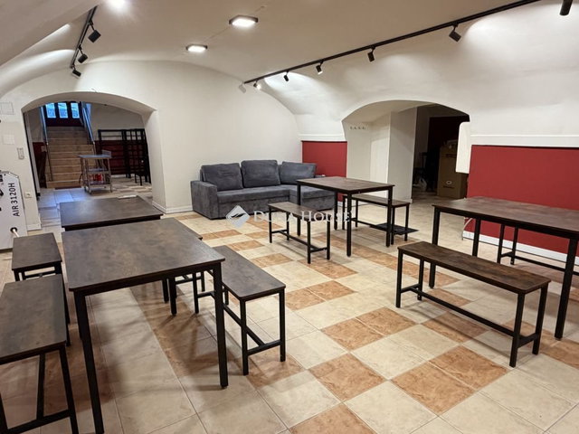 Kiadó üzlethelyiség, Budapesten, VI. kerületben 500 E Ft / hó