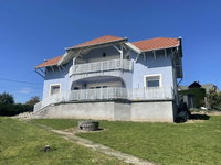 Eladó családi ház, Pécsett 143.9 M Ft, 4 szobás
