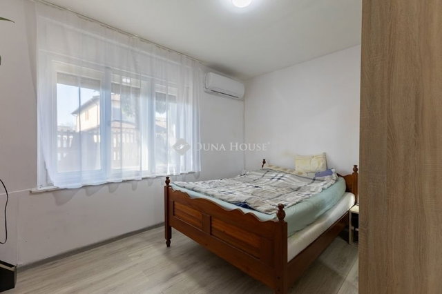 Eladó családi ház, Budapesten, XVIII. kerületben 114.9 M Ft