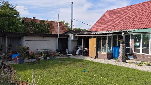 Eladó családi ház, Pilisen 21.5 M Ft, 3 szobás