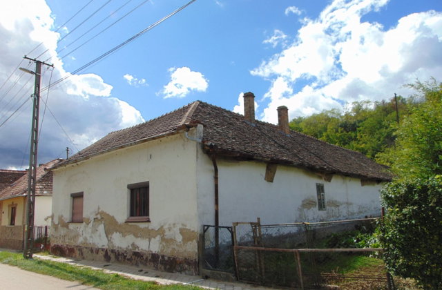 Eladó családi ház, Gyönkön 7.06 M Ft, 1+1 szobás