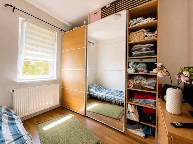 Eladó családi ház, Szigethalmon 89.9 M Ft, 5 szobás