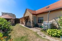 Eladó családi ház, Várpalotán 94.9 M Ft, 3 szobás