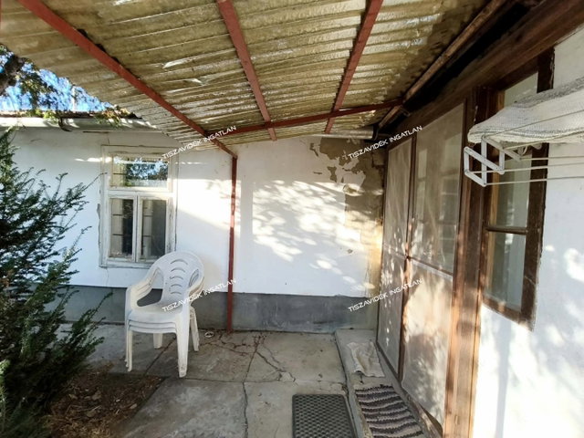 Eladó családi ház, Kőteleken, Aradi úton 7.9 M Ft, 2 szobás