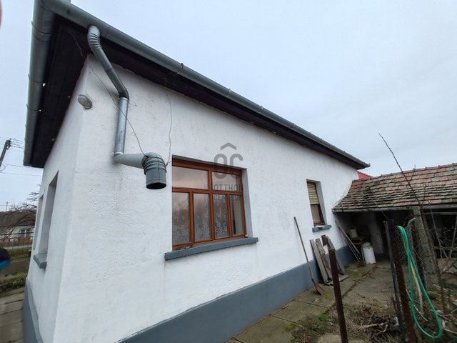 Eladó családi ház, Rákócziújfalun 16.5 M Ft, 2 szobás