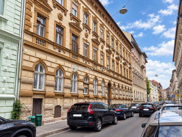 Eladó ipari ingatlan, Budapesten, VII. kerületben 30 M Ft