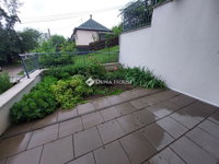 Eladó téglalakás, Vácon 75 M Ft, 1 szobás