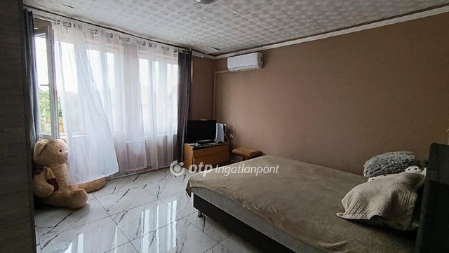 Eladó családi ház, Jászfényszarun 55 M Ft, 4 szobás