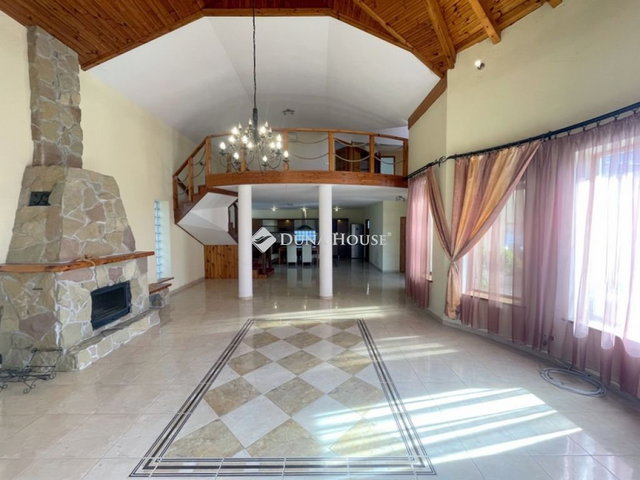 Kiadó családi ház, albérlet, Nyíregyházán 380 E Ft / hó