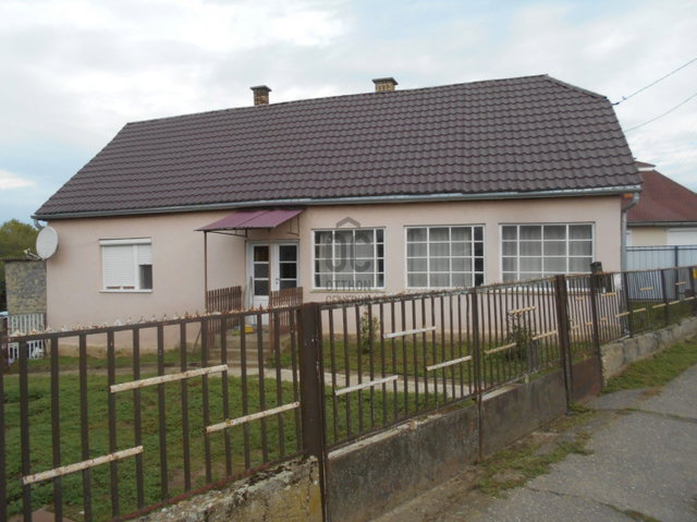 Eladó családi ház, Szabolcsveresmarton 11.9 M Ft, 2 szobás