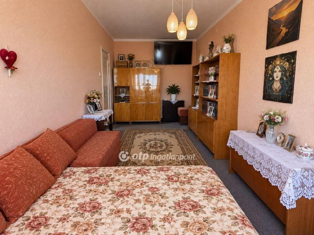 Eladó panellakás, Budapesten, X. kerületben 68 M Ft, 3 szobás