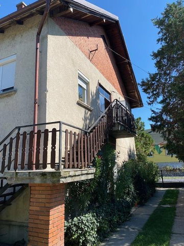 Eladó családi ház, Győrött 125 M Ft, 6 szobás