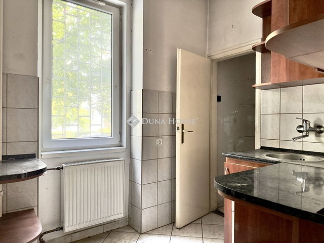 Eladó téglalakás, Budapesten, XI. kerületben 75 M Ft, 2 szobás