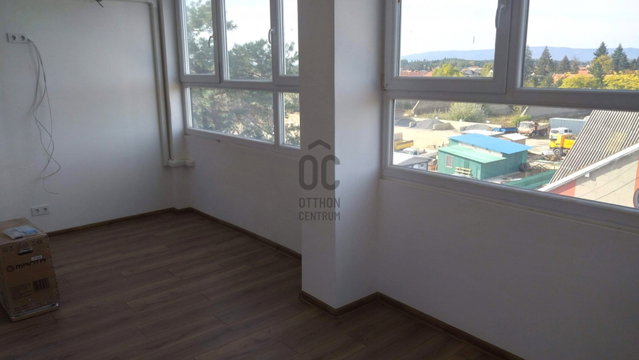Eladó téglalakás, Szombathelyen, Lovas utcában 14.9 M Ft