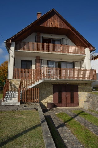 Eladó családi ház, Szentendrén 89 M Ft, 5 szobás
