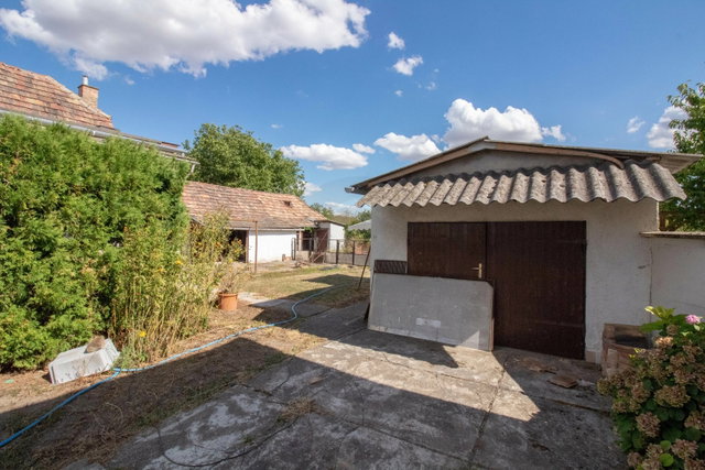 Eladó családi ház, Tarjánon 68 M Ft, 3 szobás