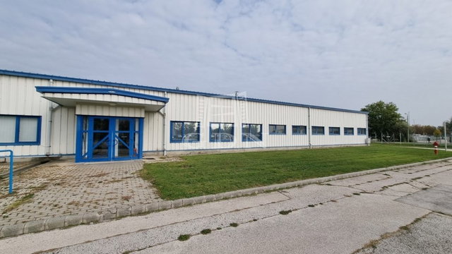 Kiadó ipari ingatlan, Székesfehérvárott 3448 E Ft / hó