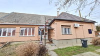 Eladó családi ház, Pakson 44.9 M Ft, 4 szobás