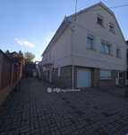 Eladó családi ház, Pápán 119 M Ft, 4+2 szobás