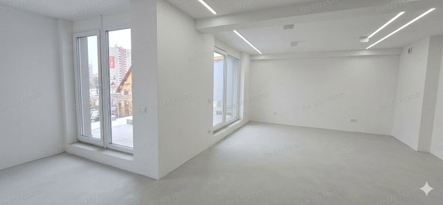 Eladó téglalakás, III. kerületben, Fehéregyházi úton