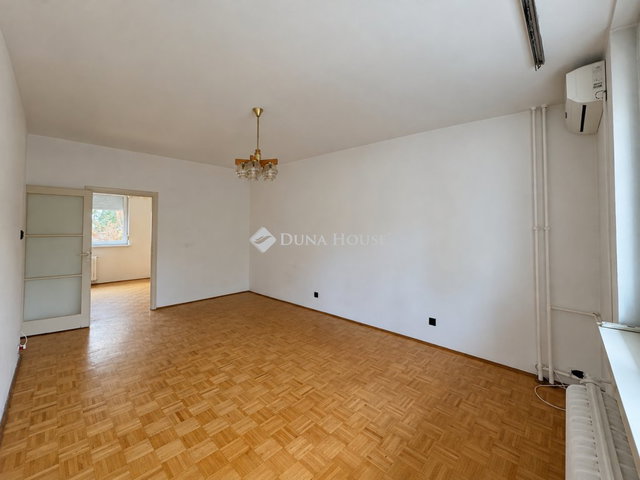 Eladó téglalakás, Budapesten, XIV. kerületben, Balázs parkban