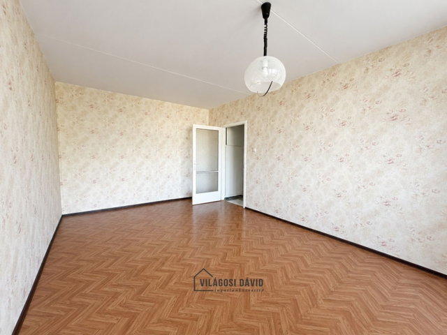 Eladó panellakás, Debrecenben 48 M Ft, 2 szobás