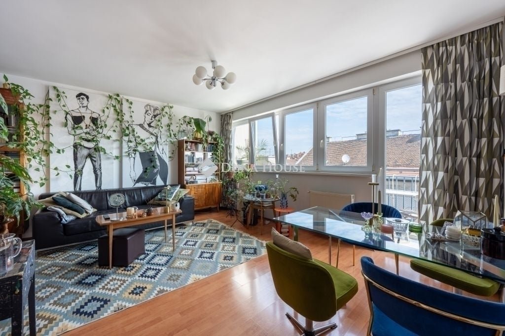 3 bed · 71m² · 125.000.000 ft