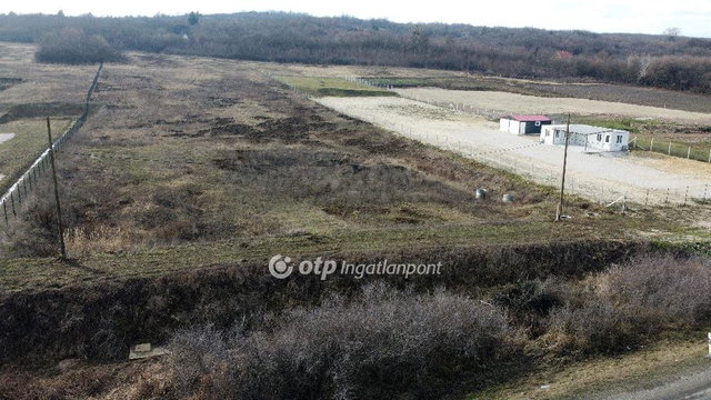 Eladó telek, Mályin 60 M Ft / költözzbe.hu