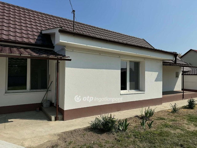 Eladó családi ház, Debrecenben 75 M Ft, 3 szobás