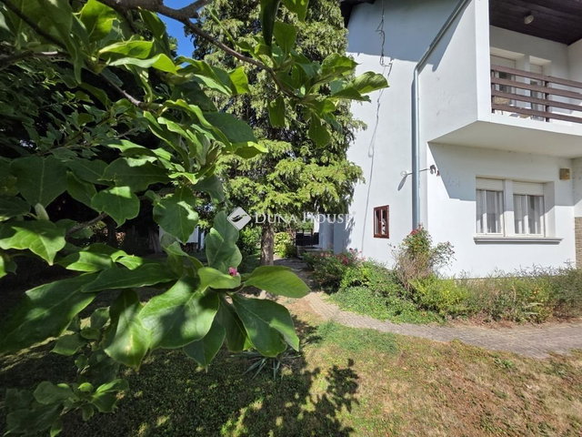 Eladó családi ház, Szombathelyen 79 M Ft, 5 szobás