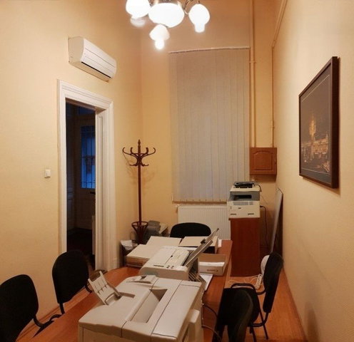 Kiadó téglalakás, albérlet, VIII. kerületben, József körúton