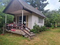 Eladó mezogazdasagi ingatlan, Veszprémben, Málna utcában 15 M Ft
